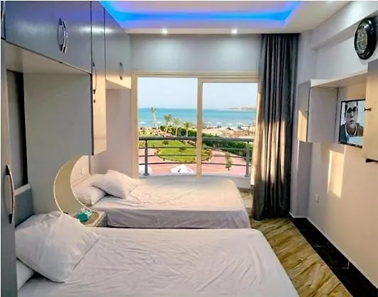 Apart Otel Front The